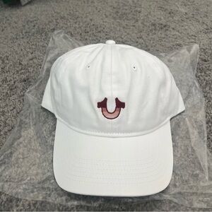True Religion White Snapback Hat Baseball Cap Unisex Horseshoe logo